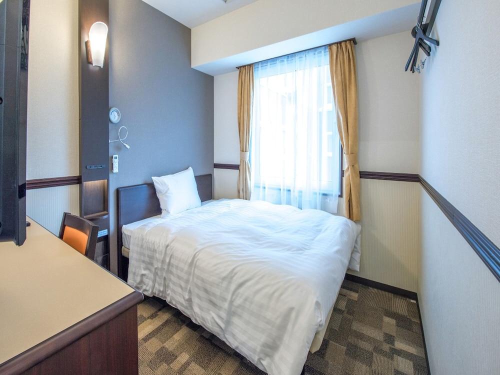 Toyoko Inn Yokohama Kannai Yokohama (Kanagawa) Exterior foto