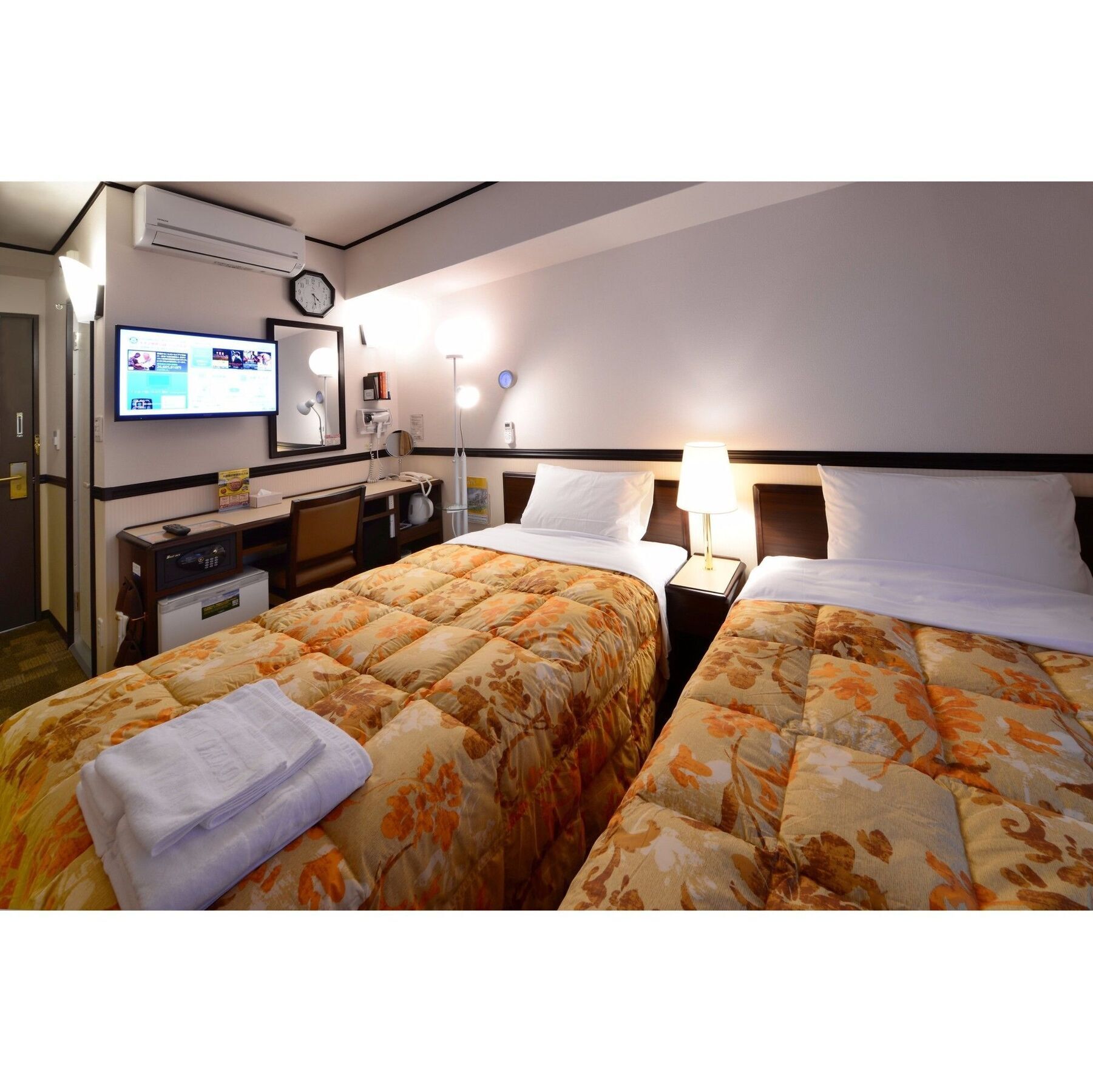Toyoko Inn Yokohama Kannai Yokohama (Kanagawa) Exterior foto